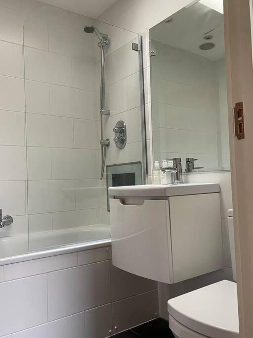 Amazing Apartment Central London Near Tube Station Exteriér fotografie